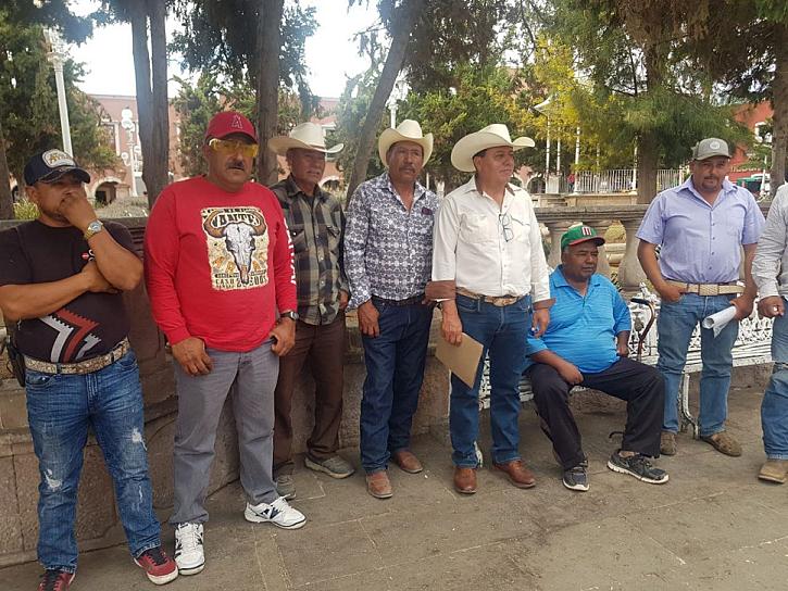 PIDEN CAMPESINOS QUE SE DECLARE FRESNILLO COMO ZONA DE DESASTRE