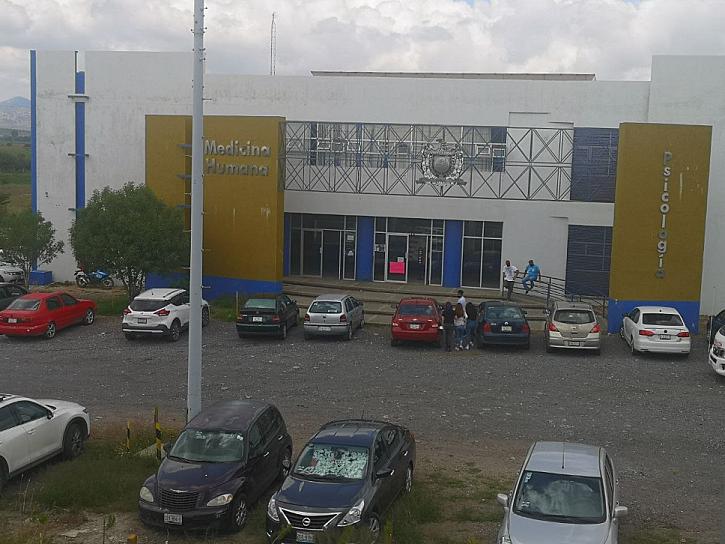 PIDEN INFRAESTRUCTURA EN LA UNIDAD DE MEDICINA CAMPUS FRESNILLO 