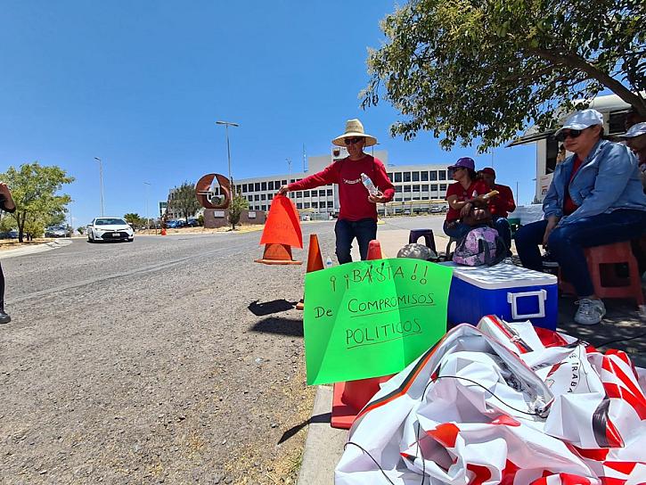 PIDEN MAESTROS ATENCIÓN A PROBLEMÁTICA EN EL TECNOLÓGICO DE TLALTENANGO