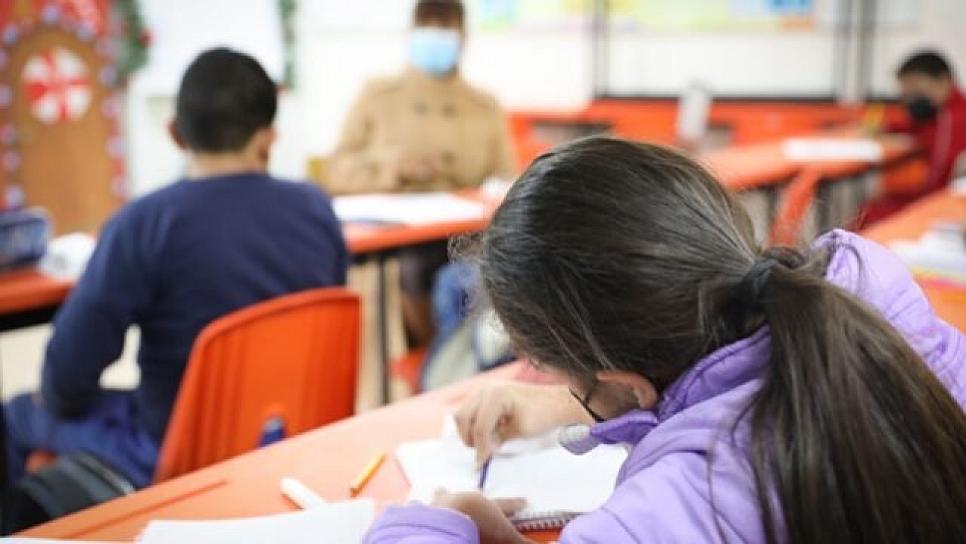 PIDEN PADRES DE FAMILIA EDUCACIÓN ALEJADA DE FINES POLÍTICOS 