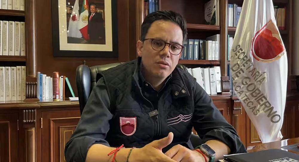 PIDE RODRIGO REYES A MAESTROS LIBERAR PREPAS ESTATALES Y DIALOGAR