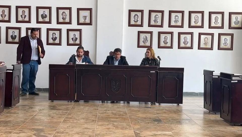 PIDE SAÚL MONREAL LICENCIA DEL CARGO COMO ALCALDE