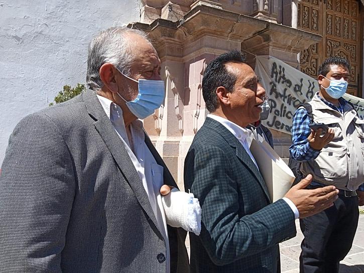 BUSCA DIPUTADO DIÁLOGO CON GOBIERNO PARA RESOLVER DEMANDAS DE POLICÍAS