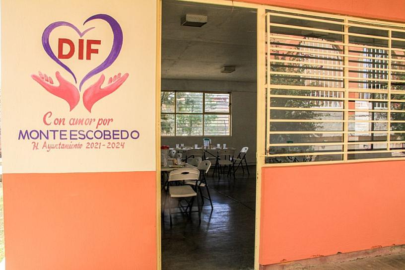 PONE SEDIF EN MARCHA DOS COMEDORES COMUNITARIOS