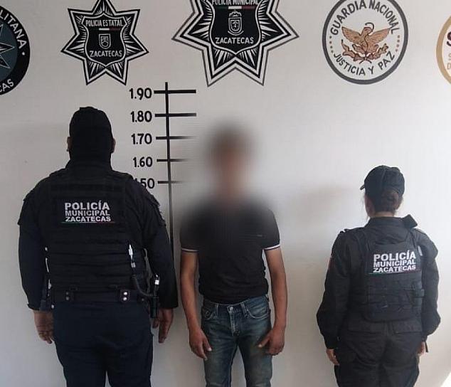 POR EXTORSIÓN, DETIENEN A HOMBRE EN LA CAPITAL 