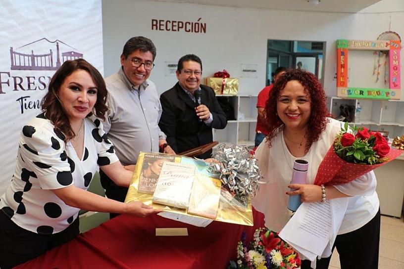 PREMIAN A GANADORAS DE LOS JUEGOS FLORALES DE LA MATERNIDAD 