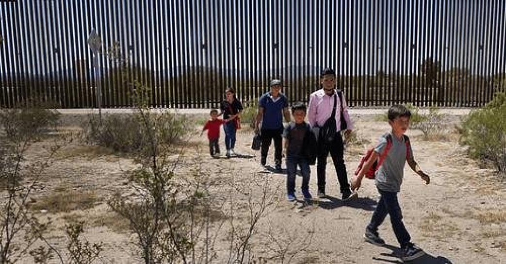 PREPARA AMLO LLAMADA CON BIDEN TRAS ORDEN EJECUTIVA PARA FRENAR SOLICITUDES DE ASILO