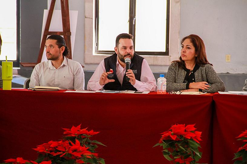 PREPARAN FESTIVAL DE NAVIDAD “CELEBREMOS CON ALEGRÍA” 