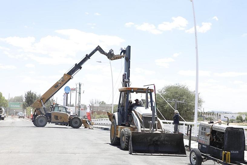 PRESENTA 98% DE AVANCE CONSTRUCCIÓN DEL PUENTE SOBRE EL RÍO AGUANAVAL