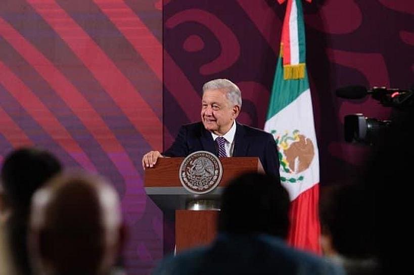 PRESENTA AMLO PAQUETE DE REFORMAS A LA CPEUM