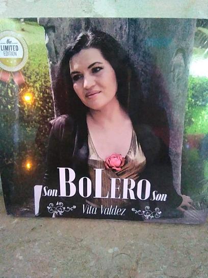 PRESENTA CRISTINA ESCOBEDO SU ÚLTIMO CD SONBOLEROSON