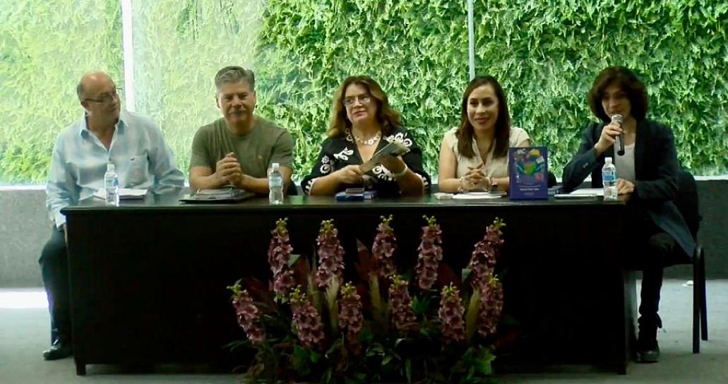 PRESENTA EMMA SOLÍS OBRA LITERARIA DEDICADA A SU HIJO 