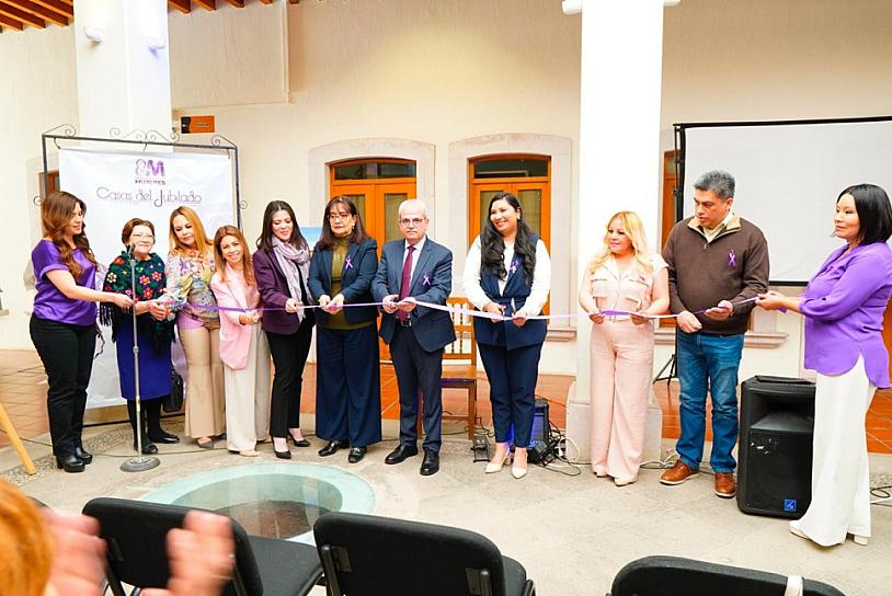 Presenta Issstezac exposición pictórica “Pinceladas de Mujer”
