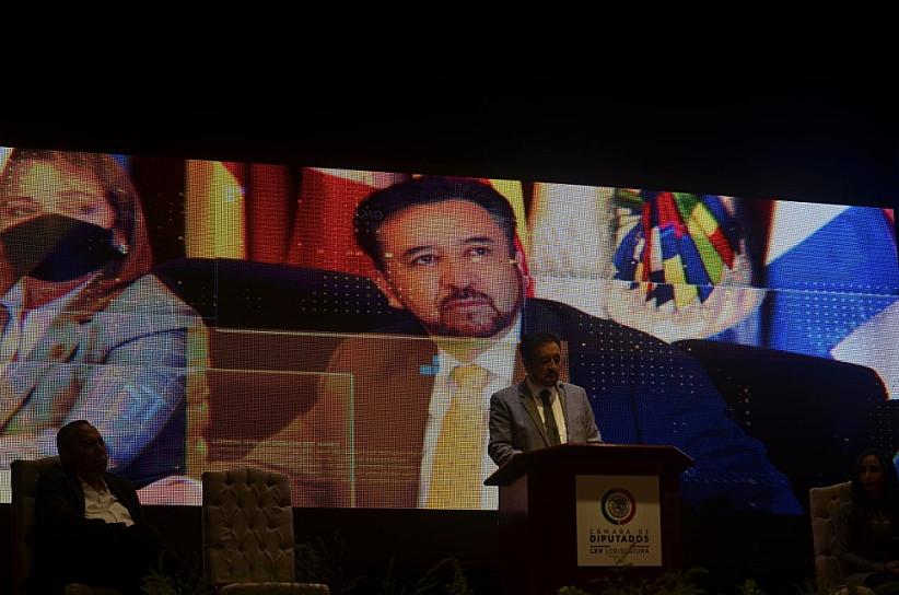 PRESENTA MIGUEL TORRES INFORME DE ACTIVIDADES 