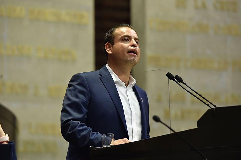 PRESENTA MIGUEL VARELA RESERVAS AL DICTAMEN DE HACIENDA