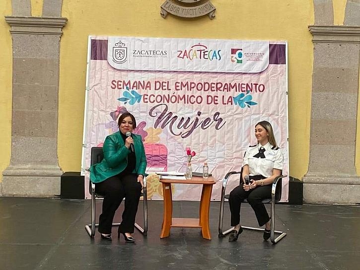 PRESENTAN “CASO DE ÉXITO” DE LA PILOTO AVIADOR VICTORIA PIMENTEL 