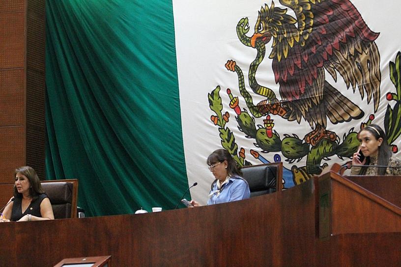 PRESENTAN DICTAMEN DE REFORMA A LEY DE ISSSTEZAC; LO SOMETERÁN A VOTACIÓN MAÑANA