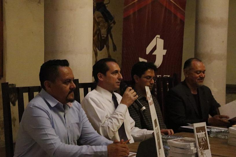 PRESENTAN EDITORIAL, OUTIS REX EN JUEGOS FLORALES RAMÓN LÓPEZ VELARDE 2023