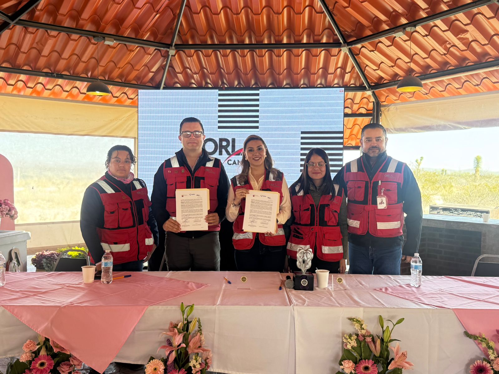 FIRMAN CONVENIO PARA CAPACITACIÓN DE MUJERES EN MINERÍA