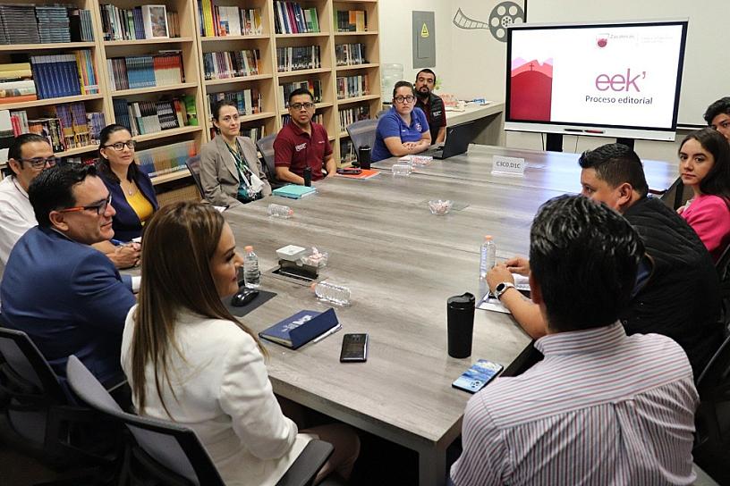 PRESENTAN EN AGUASCALIENTES EXPERIENCIA EXITOSA DE REVISTA EEK´ 