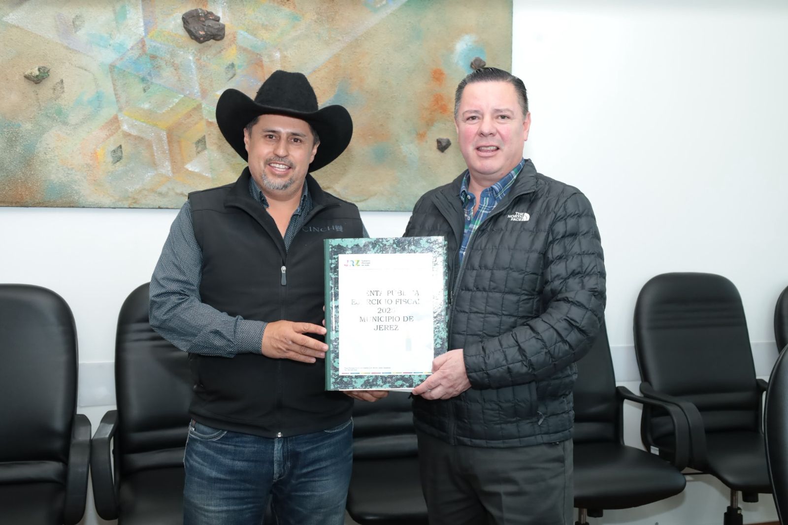 RESALTA GOBIERNO DE RODRIGO UREÑO FINANZAS SANAS Y TRANSPARENCIA