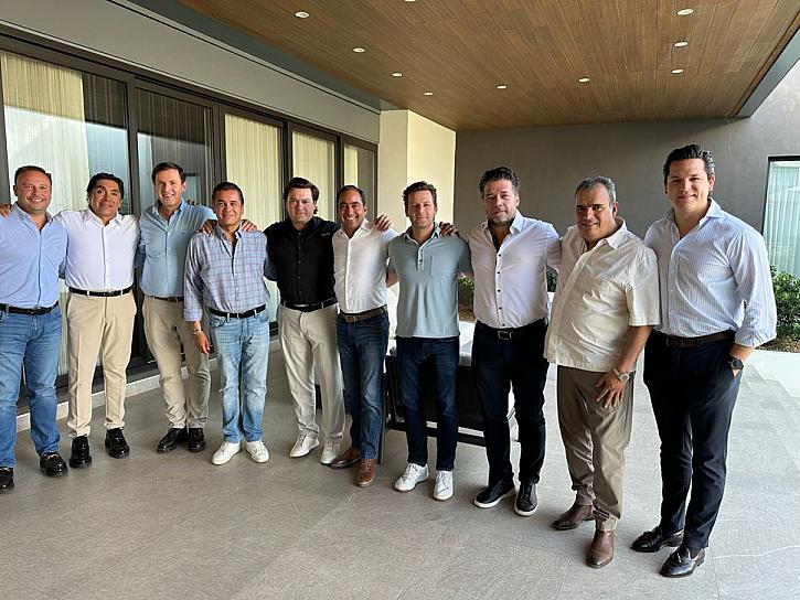 PRESENTA PEPE SALDÍVAR PROYECTO A EMPRESARIOS MÁS IMPORTANTES DE GUADALUPE