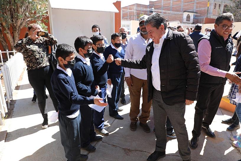 PREVÉ GOBIERNO ESTATAL ADELANTO DE AGUINALDO A PERSONAL DEL SECTOR EDUCATIVO PARA EL BUEN FIN 