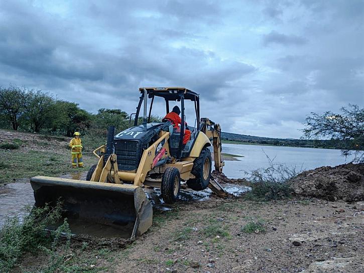 PREVIENE TRANCOSO INUNDACIONES; ATIENDE BORDOS Y ARROYOS