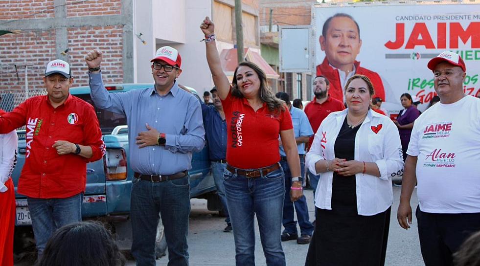 PROMETE NORMA CASTORENA APOYO A MICROEMPRESAS EN SOMBRERETE