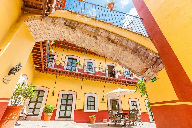 PROMOCIONA ISSSTEZAC SERVICIOS TURÍSTICOS PARA ESTAS VACACIONES 