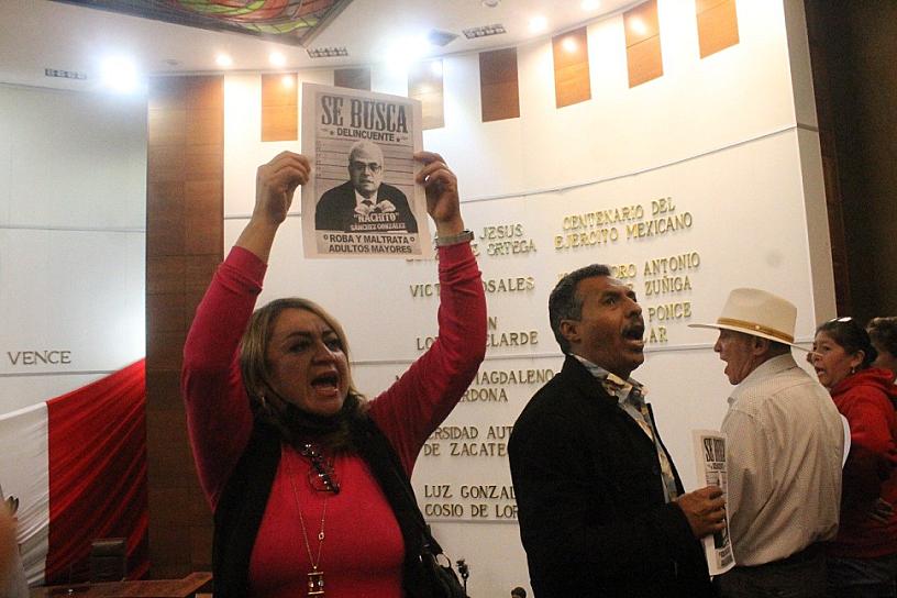 PROMOVERÁN JUBILADOS JUICIO POLÍTICO CONTRA&nbsp;DIRECTOR DEL ISSSTEZAC
