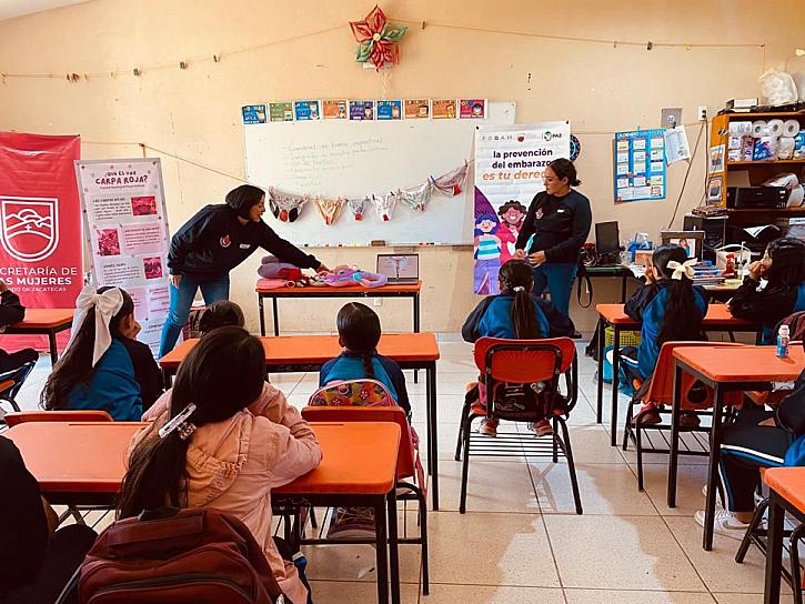 PROMUEVEN LA SALUD MENSTRUAL EN ESCUELAS DE TRANCOSO