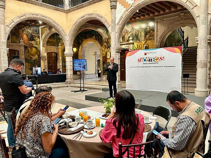 PROMUEVEN LA FERIA NACIONAL DE ZACATECAS 2024 EN DURANGO 