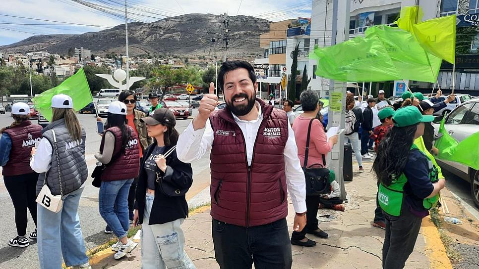 PROMUEVE SANTOS GONZÁLEZ PROYECTO POLÍTICO DE LA 4T 