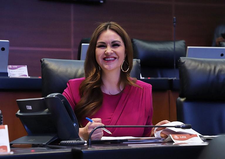 Propone Geovanna Bañuelos crear beca para el impulso de la mujer en la ciencia