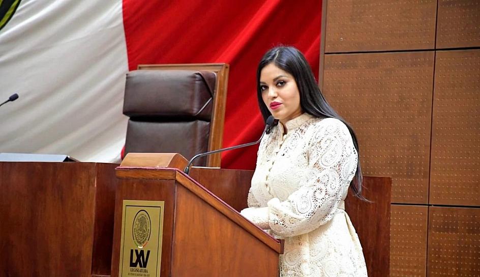 PROPONE ISADORA SANTIVAÑEZ SANCIONAR LA VIOLENCIA VICARIA