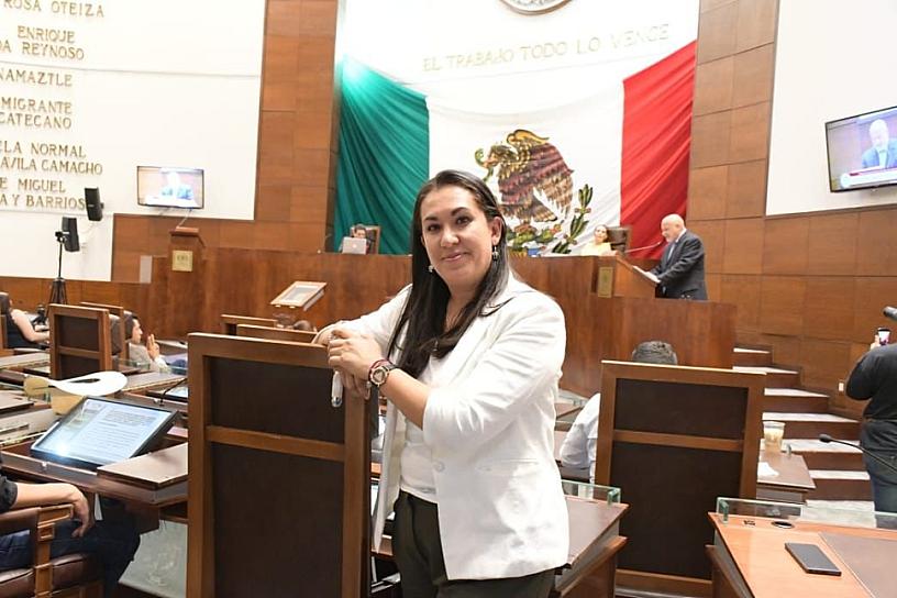 PROPONE LEGISLADORA DESAPARICIÓN DE PODERES EN GUADALUPE