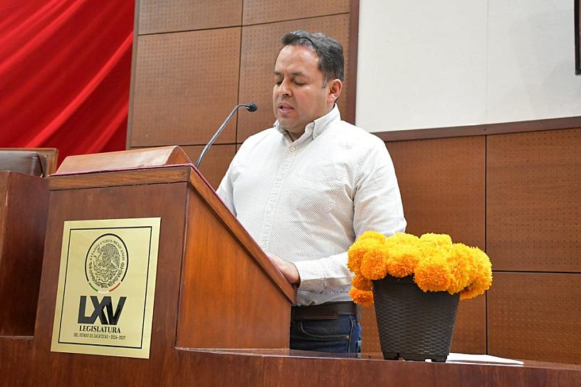 PROPONE MARCO VINICIO REFORMA PARA FRENAR ABUSOS EN AYUNTAMIENTOS