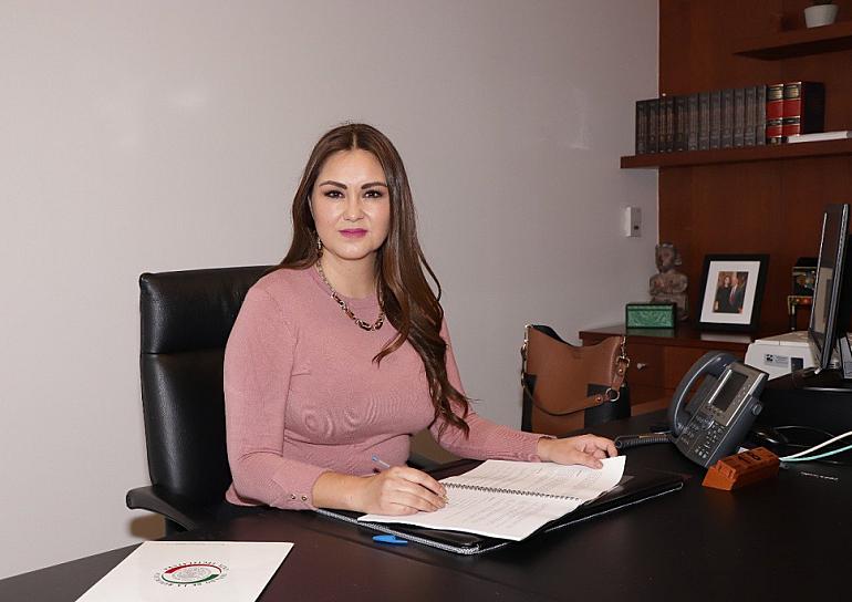 PROPONE SENADORA PROTECCIÓN A MUJERES AL USAR TAXIS CONCESIONADOS O POR APPS