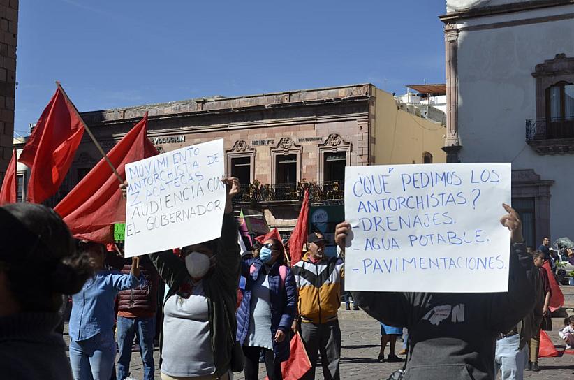 PROTESTAN ANTORCHISTAS; EXIGEN ATENCIÓN A SUS DEMANDAS