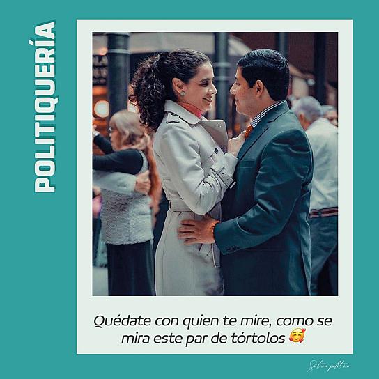 -Quédate con quien te mire, como se mira este par de tórtolos 🥰