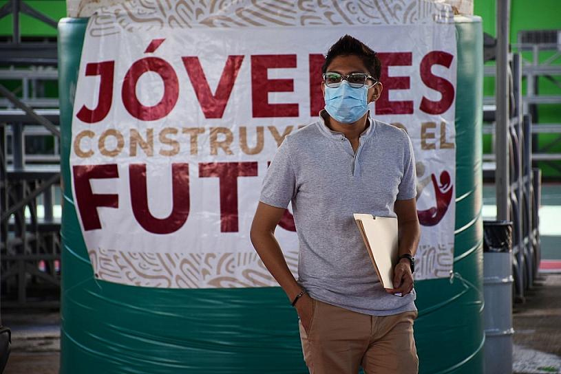 QUIERE AMLO ELEVAR A RANGO CONSTITUCIONAL PROGRAMAS SOCIALES 