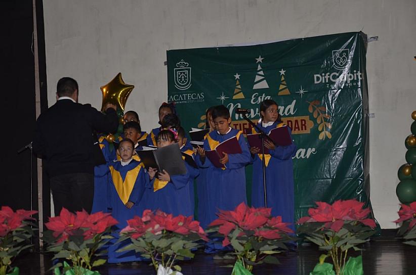 REALIZA DIF CAPITALINO FESTIVAL NAVIDEÑO 