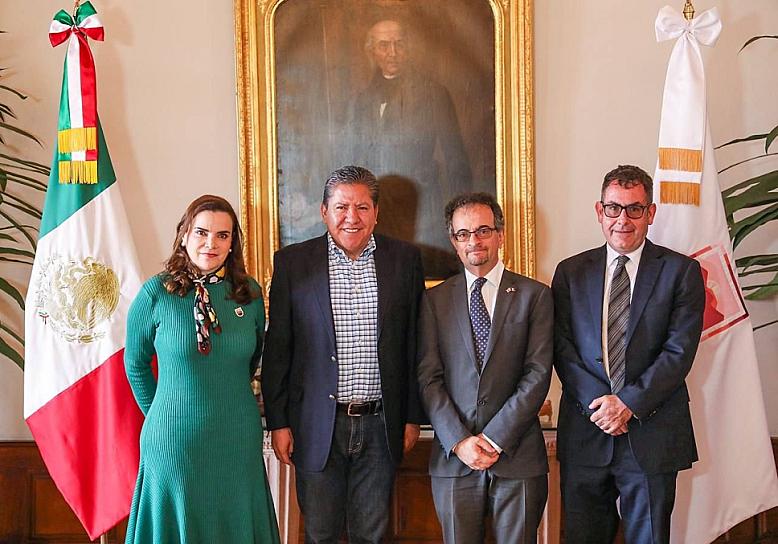 SE REÚNE DMA CON EMBAJADOR DE REINO UNIDO 