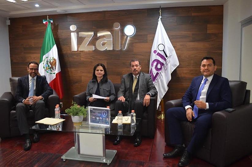 REALIZA IZAI PANEL DERECHOS DIGITALES Y CIBERSEGURIDAD