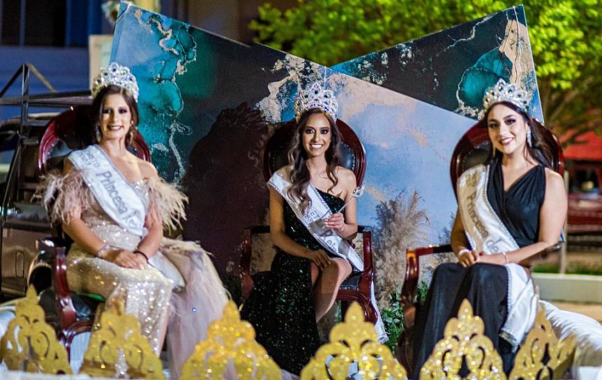 REALIZAN CARAVANA "REINAS DE LA FERIA REGIONAL DE LORETO" 