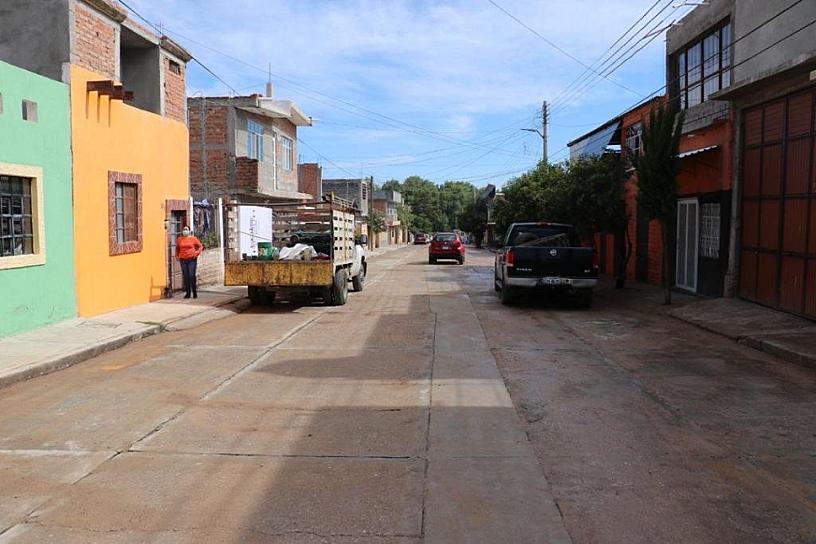 ENTREGAN EN FRESNILLO OBRA DE PAVIMENTACIÓN 