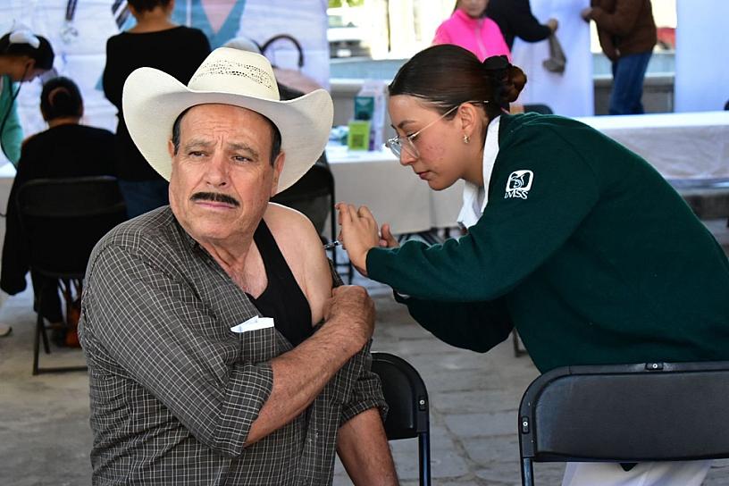REALIZAN FERIA DE SALUD DE LA CASA DE JUBILADOS DE JEREZ