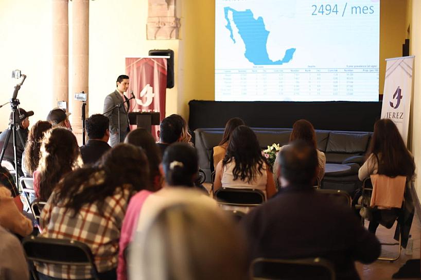 REALIZAN FORO “CÁNCER DE MAMA, TRATAMIENTO Y RECONSTRUCCIÓN” EN JEREZ
