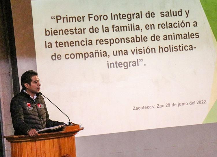 REALIZAN FORO PARA LA ATENCIÓN RESPONSABLE DE ANIMALES DE COMPAÑIA